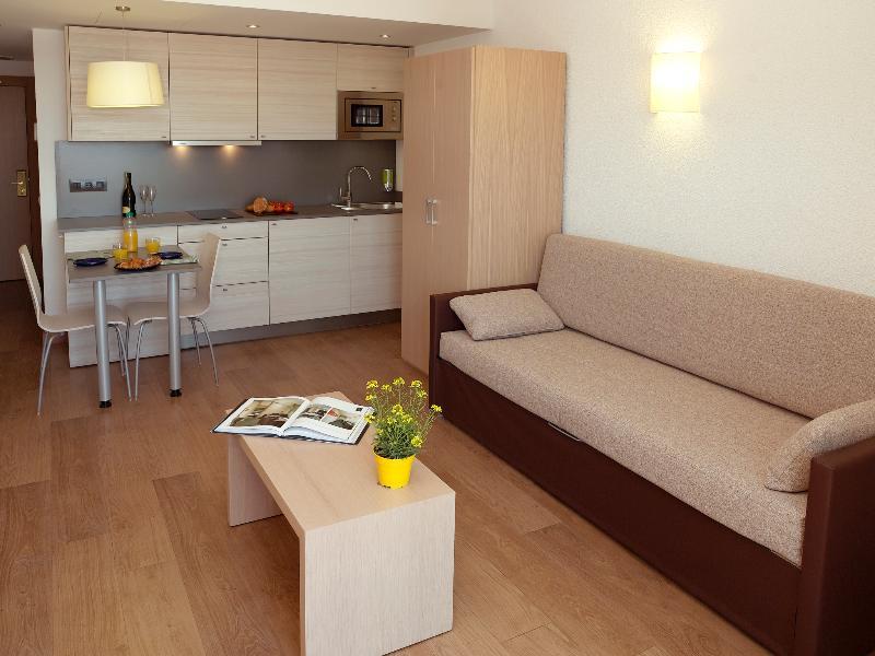 Almirall Apartaments Lloret de Mar Exterior photo